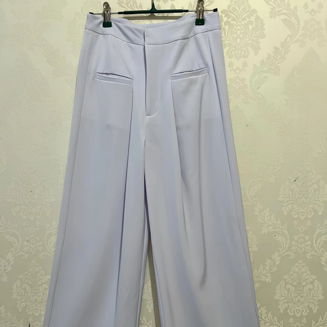 爆款休闲高腰阔腿直筒裤女高级感垂坠感适合四季穿着