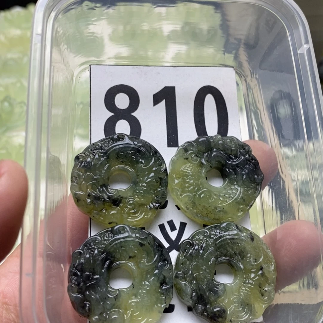蛇纹石玉未镶嵌挂坠