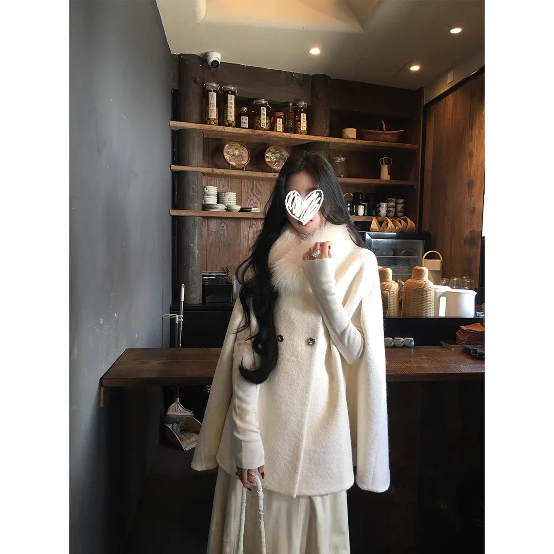 留洋大小姐 秋冬气质高级感披斗篷毛领+修身长袖连衣裙两件套0767