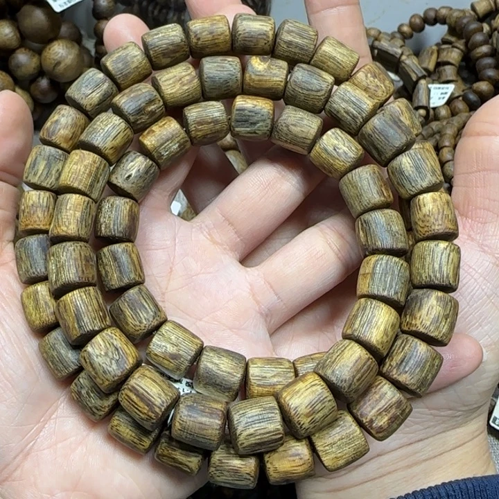 沉香手串乌身多样性发货一条卡11-59克