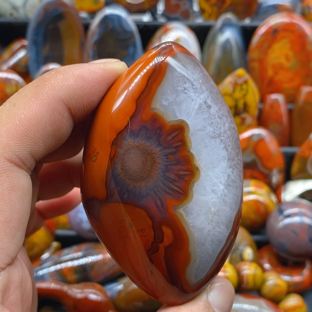 滚***屋玛瑙/玉髓未镶嵌颈饰