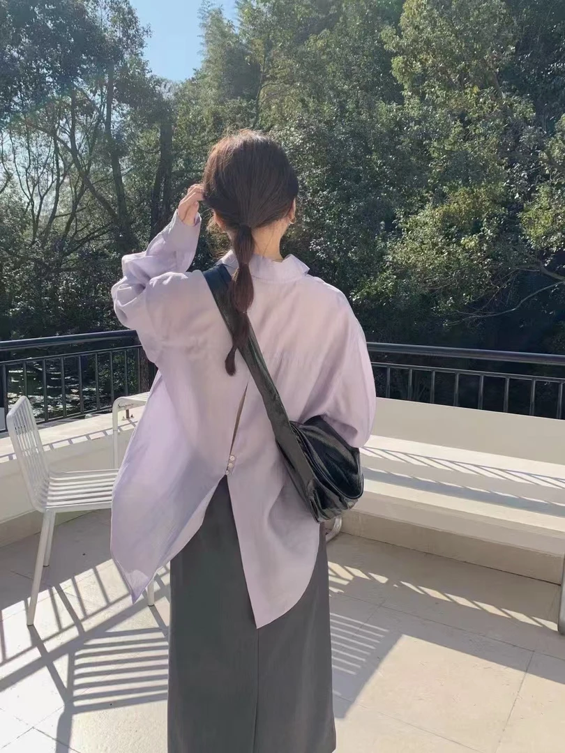 顾奈#后开叉百搭防晒衬衫