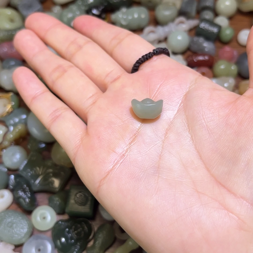 和田玉珠宝半成品未镶嵌?***、