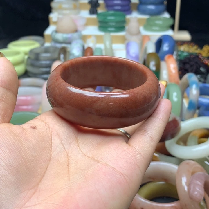 石英质玉手镯未镶嵌闫****妈