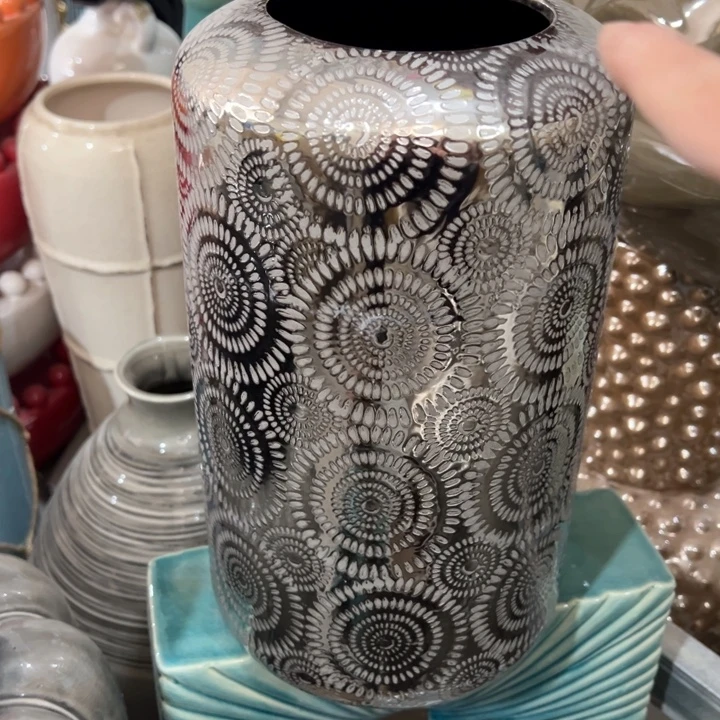 陶瓷花瓶摆件外贸出口（微瑕）