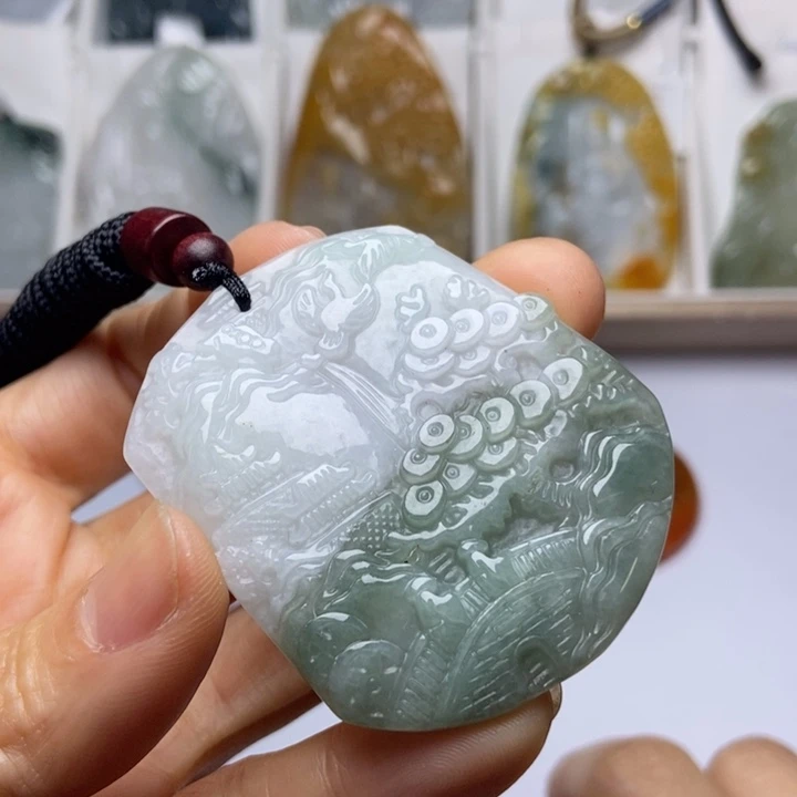 翡翠未镶嵌颈饰翡翠