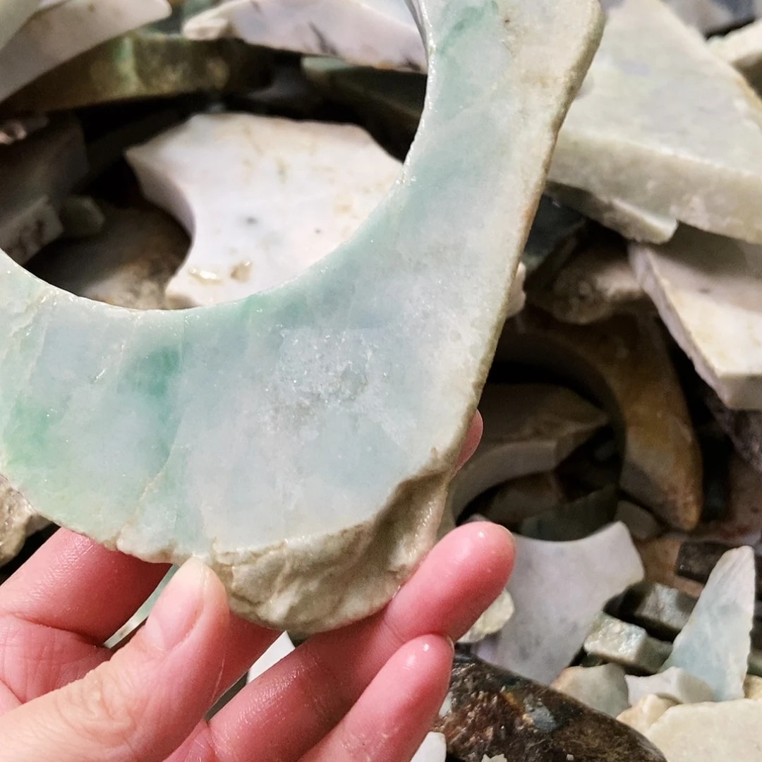 翡翠未镶嵌颈饰天然翡翠