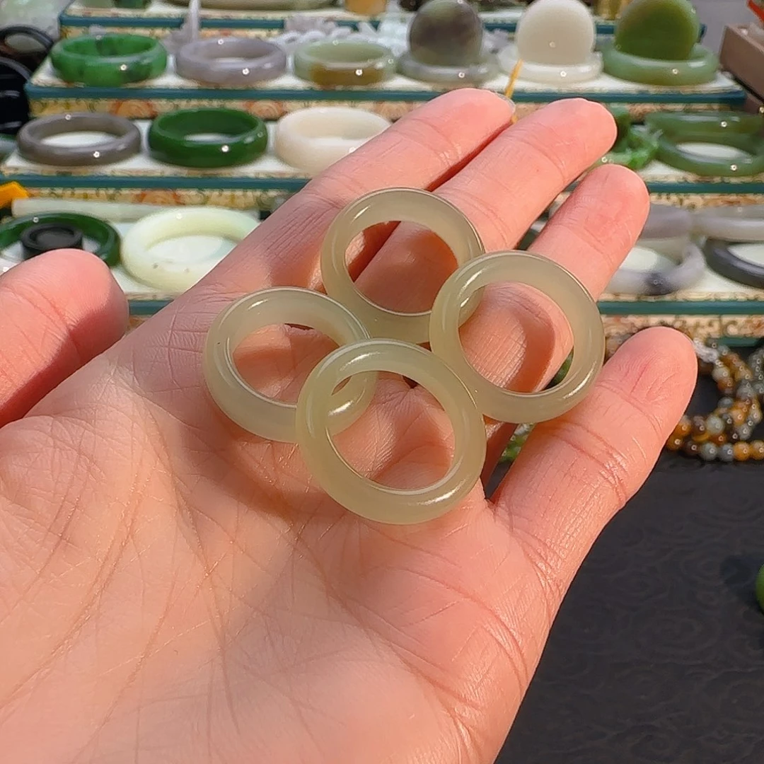 未镶嵌戒圈和田玉冰晴戒圈 拍一发一多样性发货