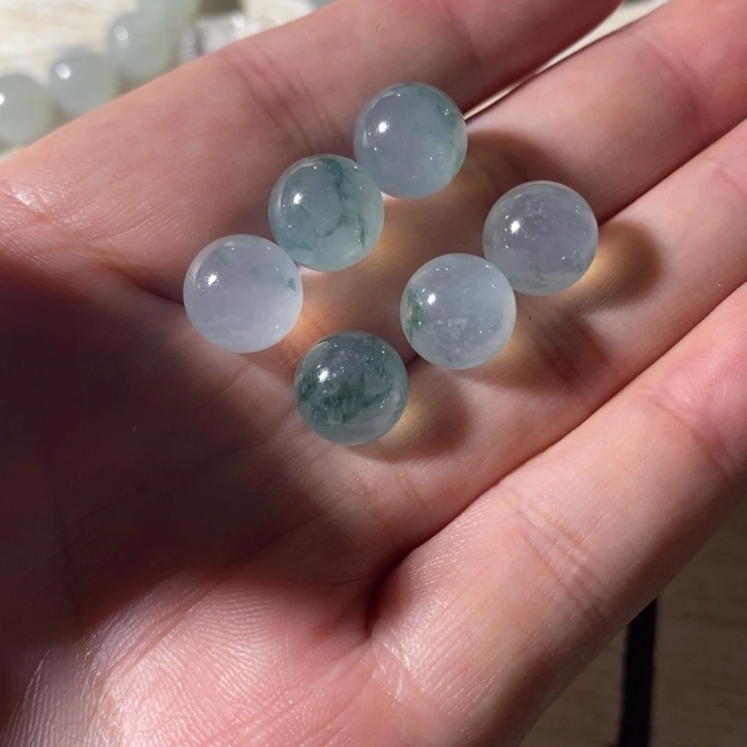 颈饰未镶嵌翡翠6颗翡翠珠