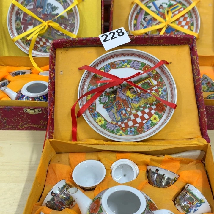 W***8琉璃手工艺品228哈哈哈哈