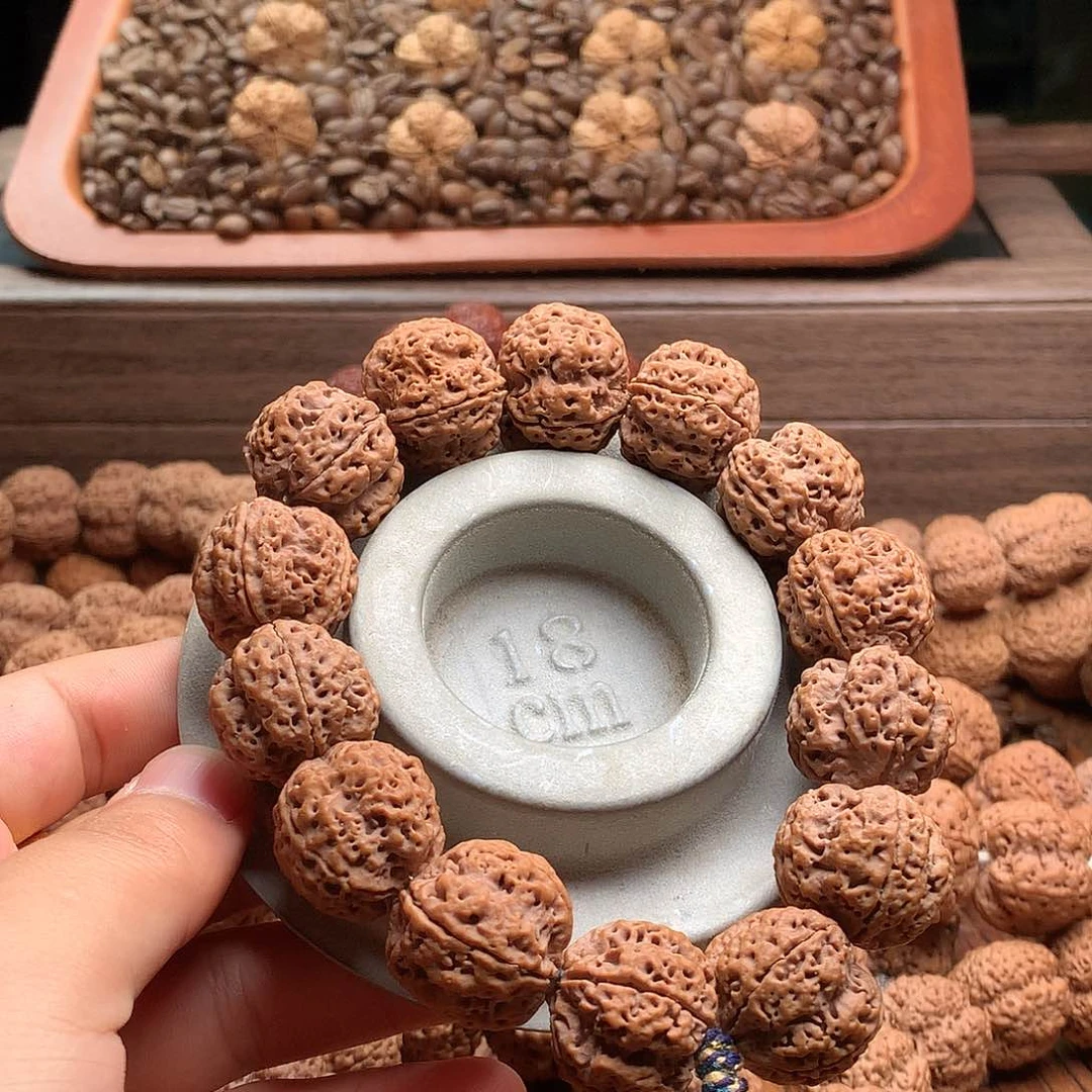 金刚菩提手串四瓣纯血蜂王大金刚