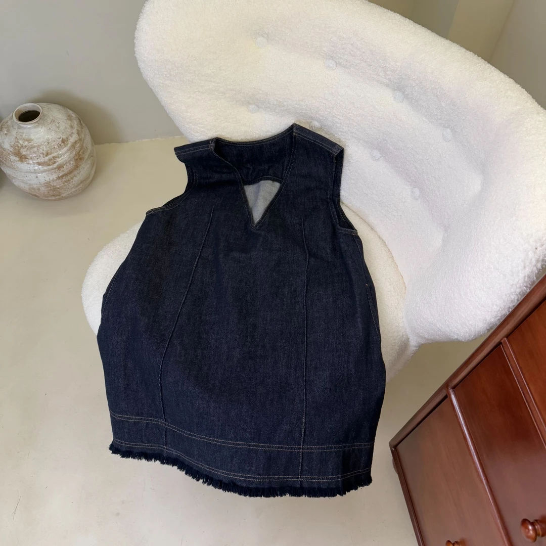 塔鹿蕾/设计师25年新款时尚韩版高级减龄牛仔背心毛边连衣裙6035