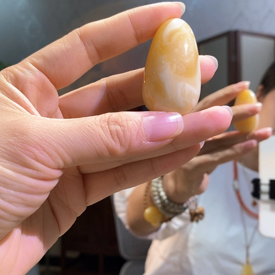 裸石琥珀未镶嵌蜜蜡