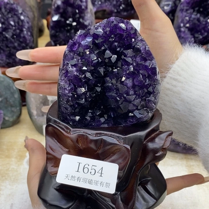 水晶大型摆件（非配饰）未镶嵌