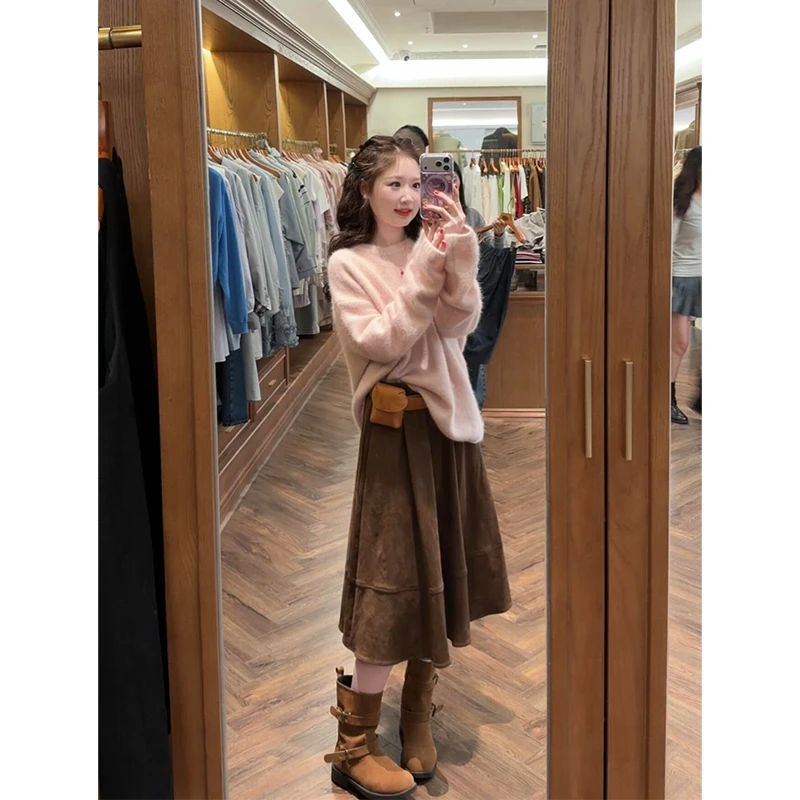 MARIE.COCO减龄穿搭粉色圆领套头长袖毛衣女秋冬A字半身裙两件套