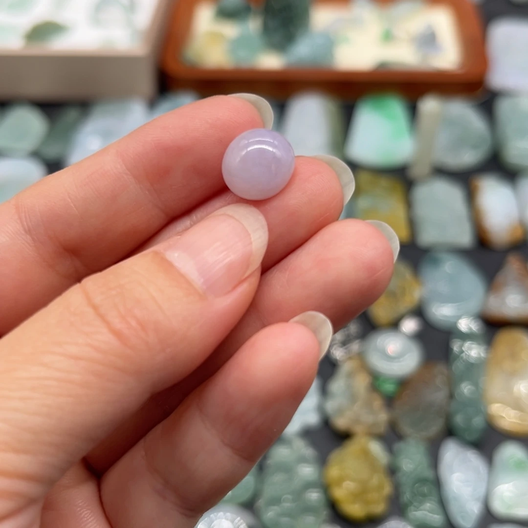 翡翠未镶嵌颈饰蛋面