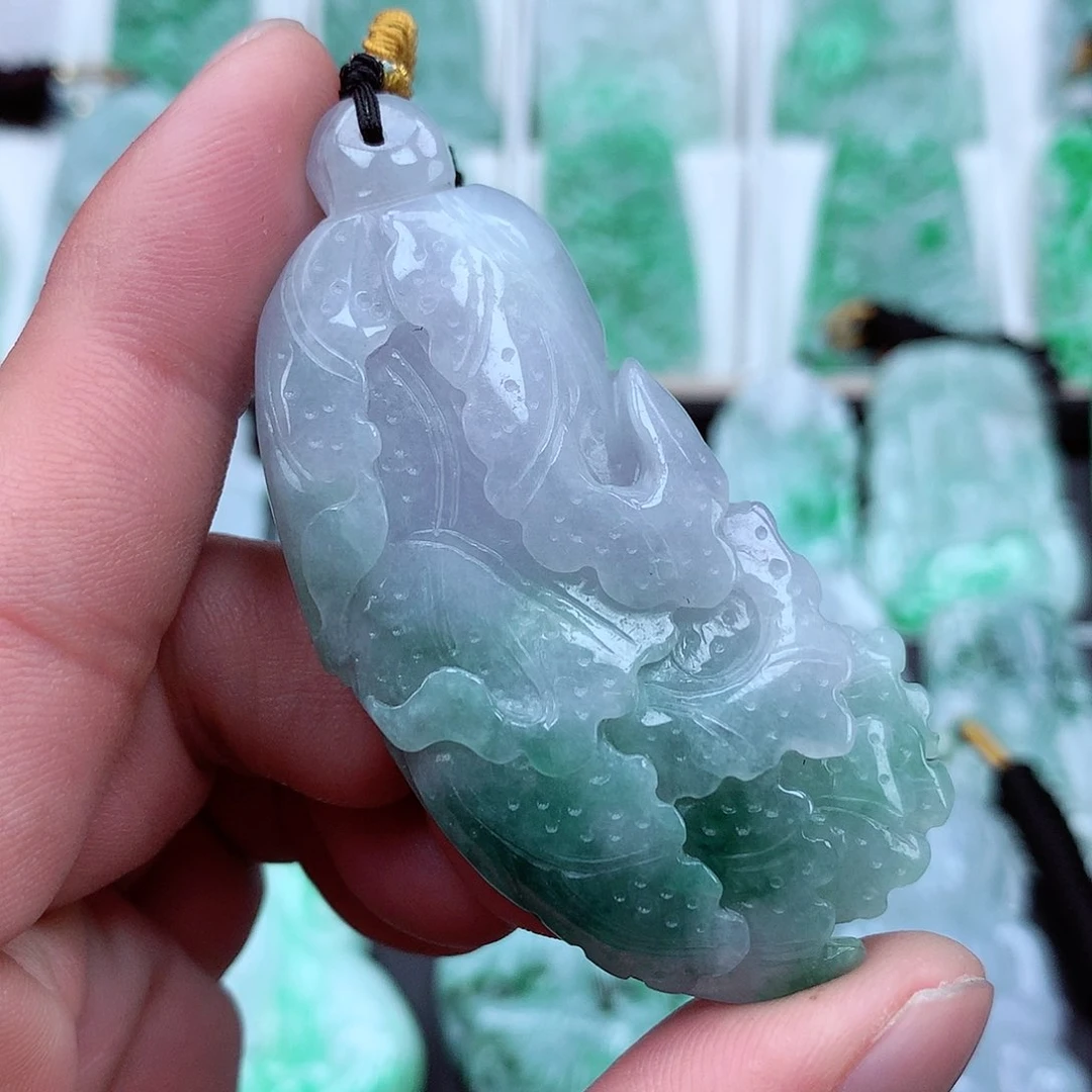 翡翠颈饰未镶嵌翡翠吊坠