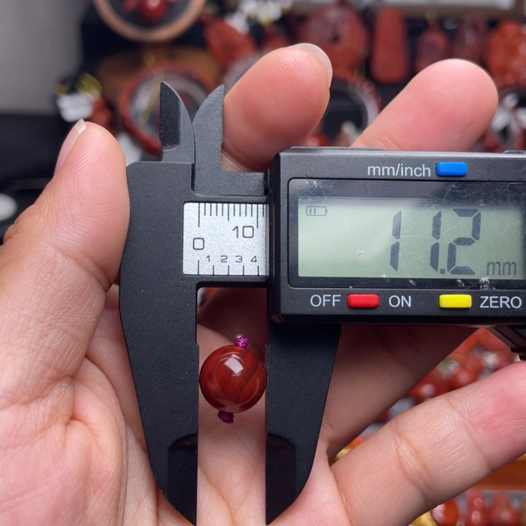 【闪购商品】未镶嵌牛血红单珠11.2m南红玛瑙秋****！