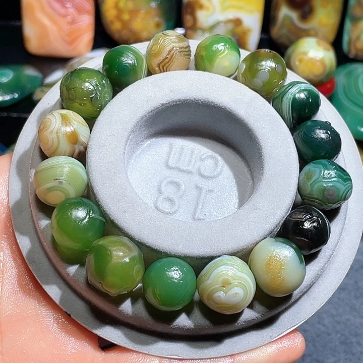 珠宝奇石玛瑙未镶嵌