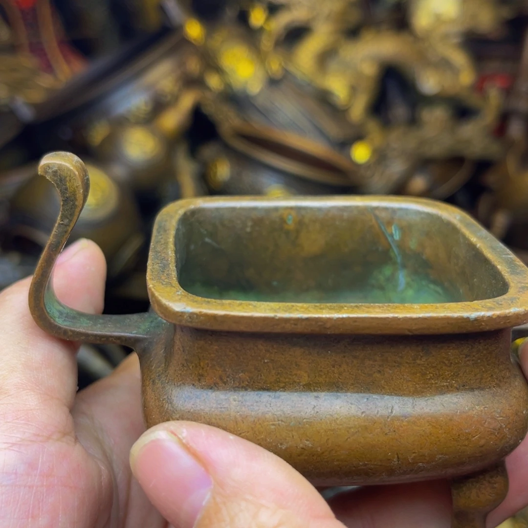 精美铜器点击下单