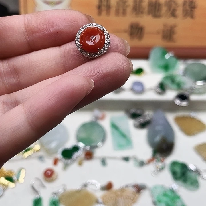 翡翠银S925镶嵌颈饰