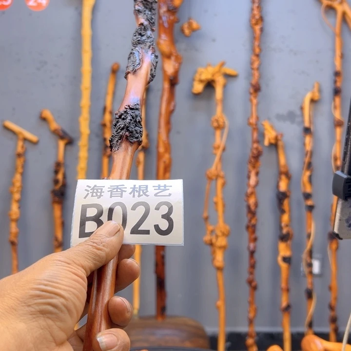 黑果木若*一物一拍，以直播间截图实物为准，有风化裂痕