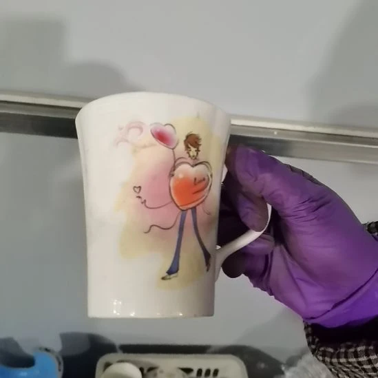 瓷器微瑕不退不换