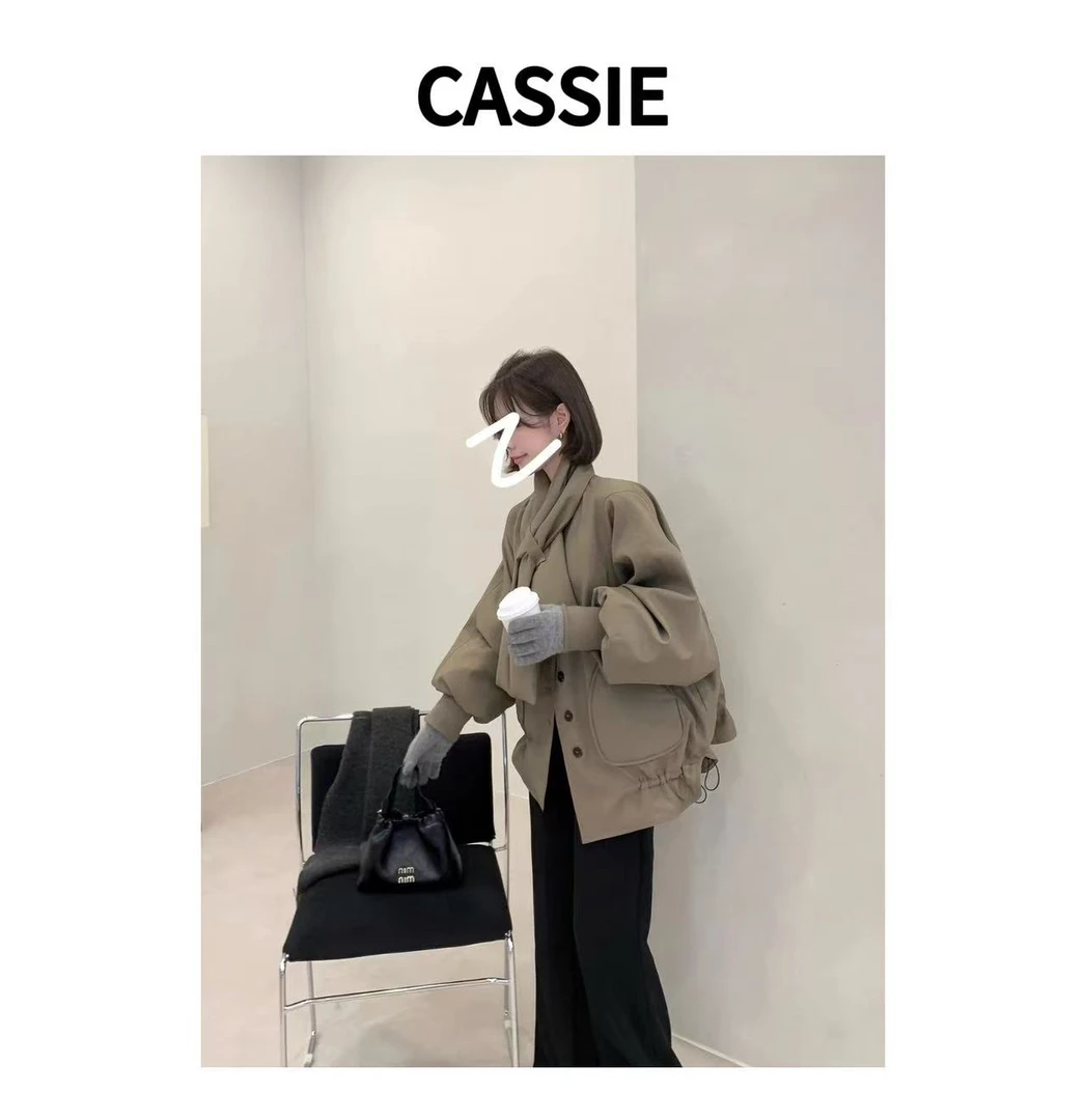 CASSIE2025冬季新款 设计师款小众甜辣中空纱围巾羽绒服外套