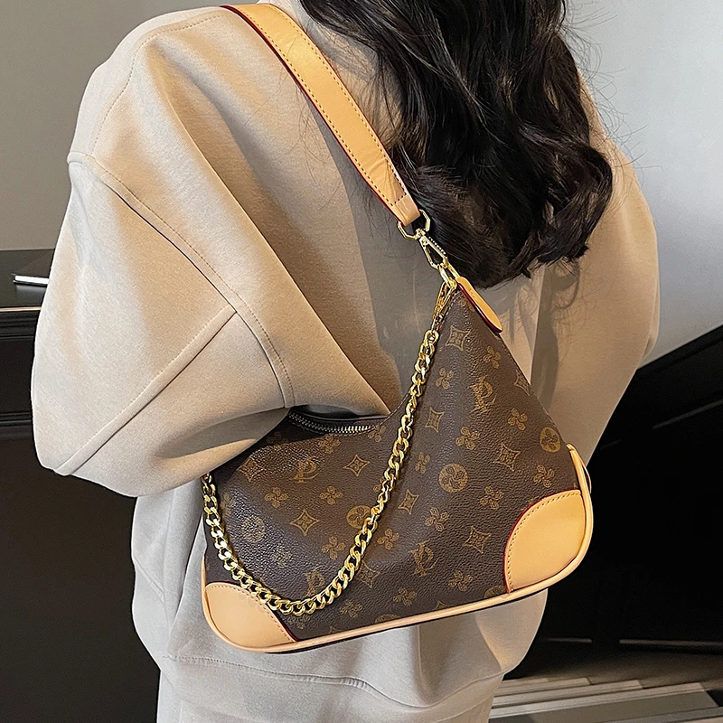 高级感包包女新款潮韩版轻奢时尚百搭腋下包新月形大容量斜挎包女