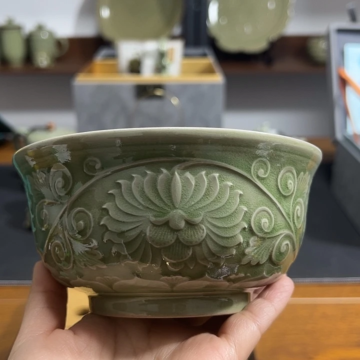 耀州窑青釉手工菊花碗2只
