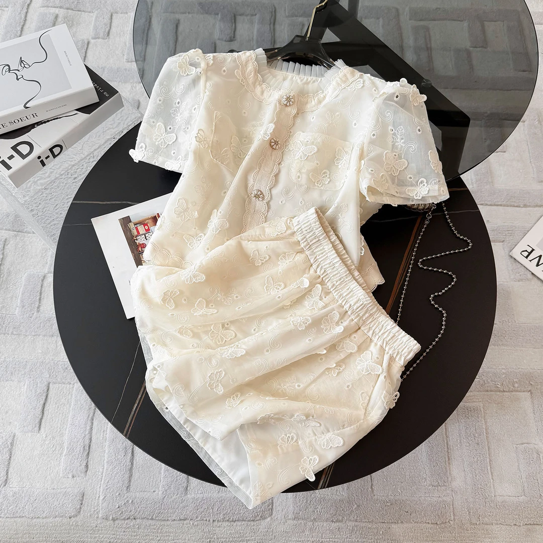 小香风气质名媛套装女夏季新款设计感提花刺绣上衣阔腿短裤两件套