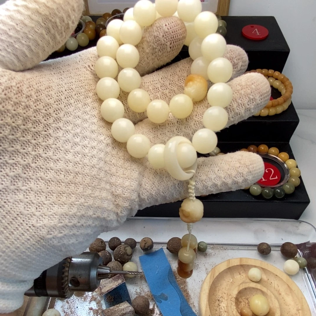 大***丽菩提根/象牙果吊坠