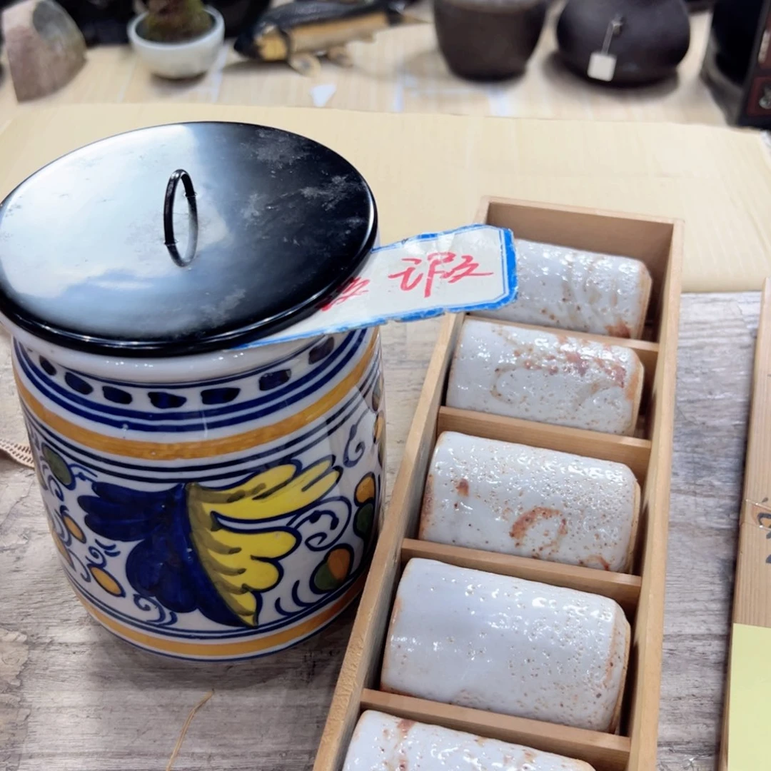 瓷片陶瓷和铝材料在
