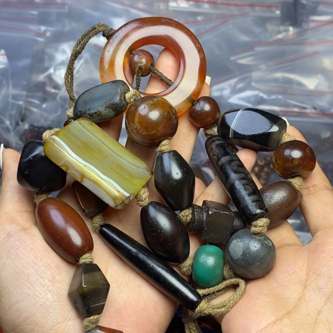 玛瑙/玉髓颈饰未镶嵌