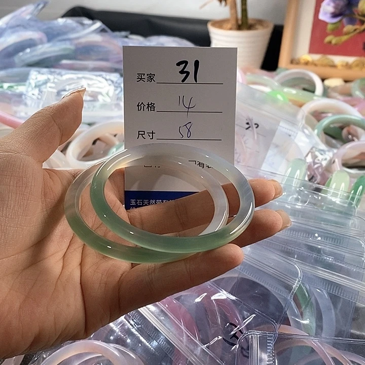 玛瑙/玉髓未镶嵌手镯31