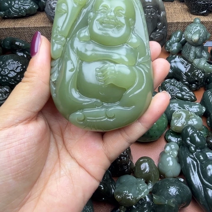 美***匠和田玉未镶嵌颈饰