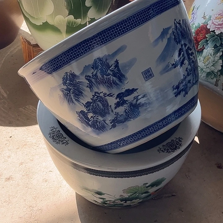 景德镇陶瓷鱼缸艺术