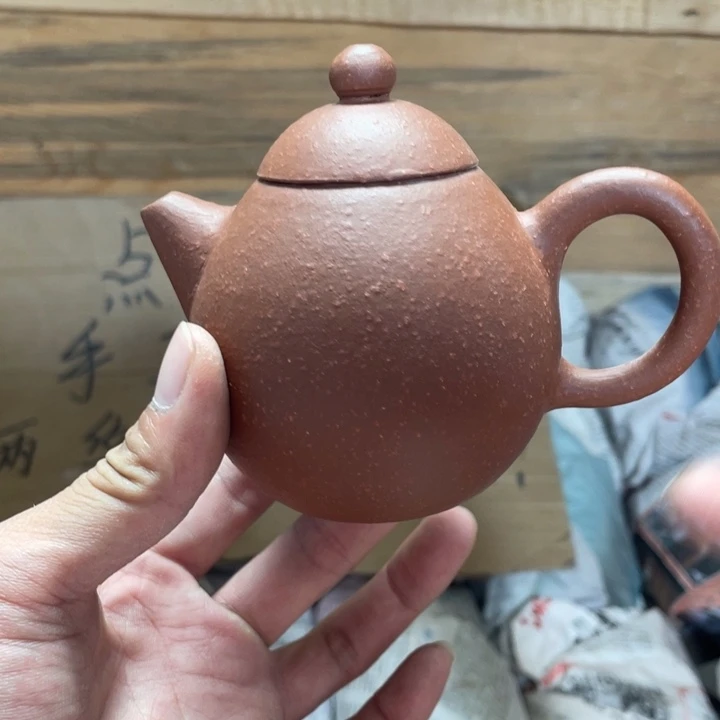 茶壶紫砂老厂紫砂壶一件。