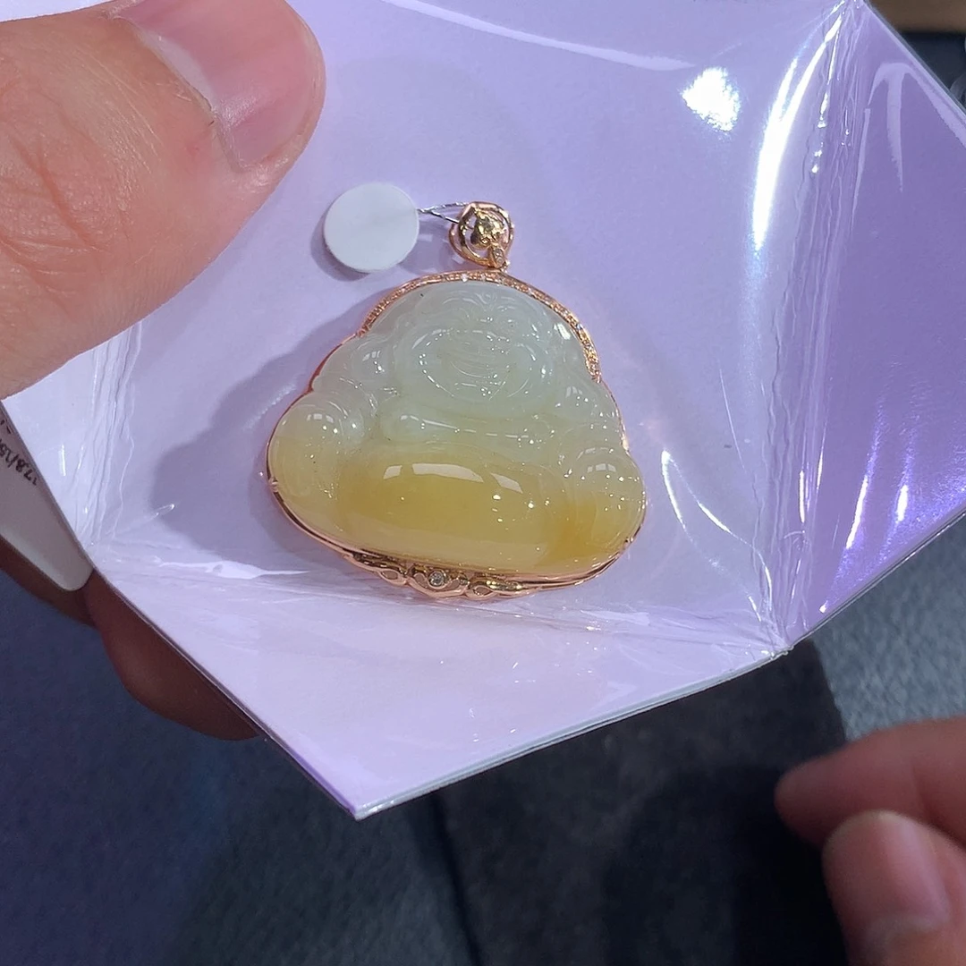 翡翠吊坠(赠链)18K金镶嵌