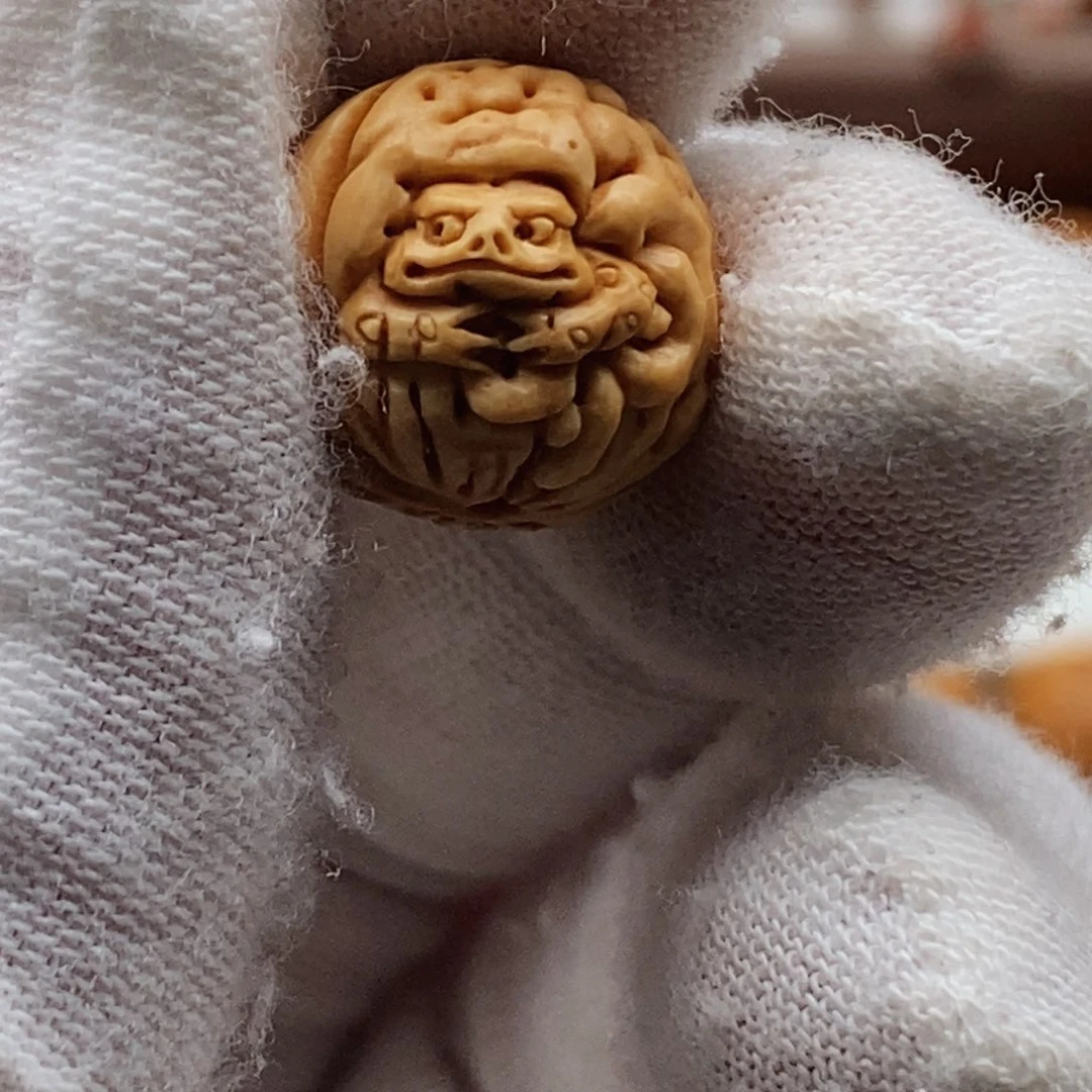 拾*者桃核纯手工打造工艺品