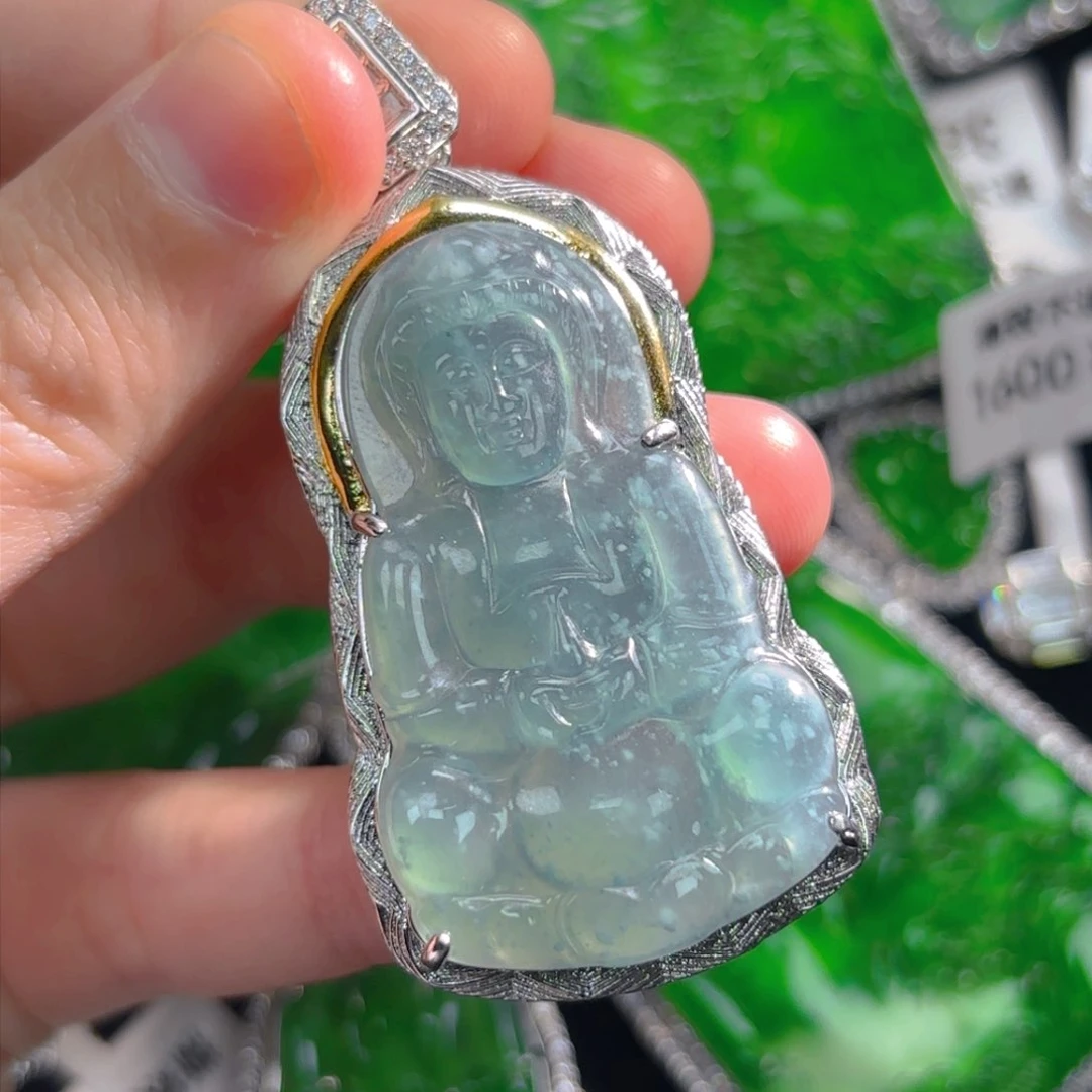 翡翠颈饰未镶嵌观音
