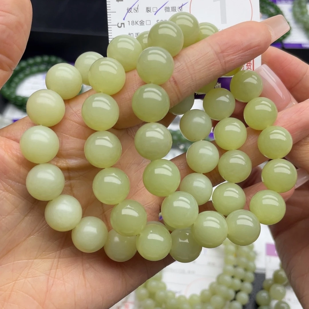 和田玉未镶嵌手串