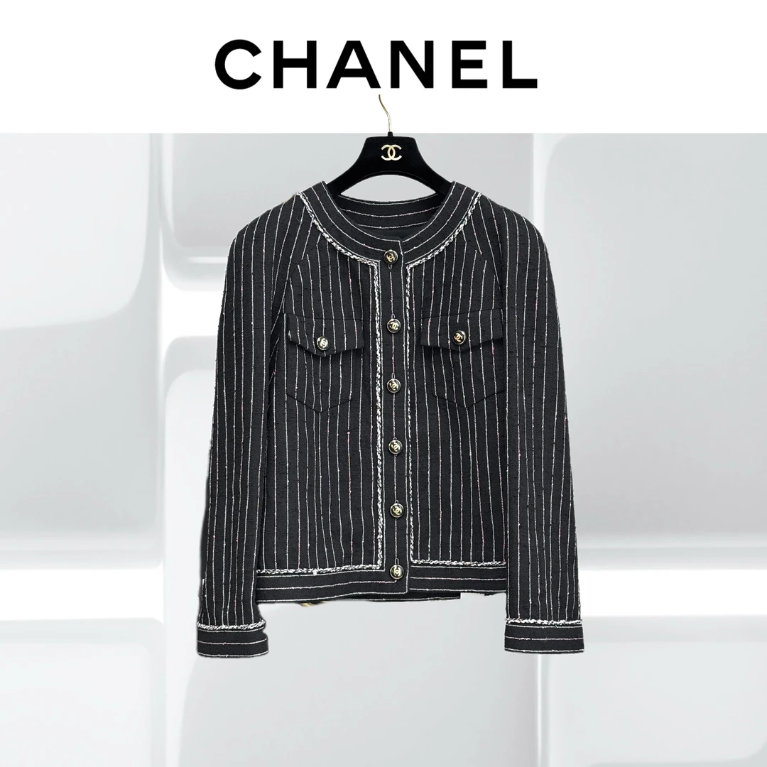 99新 Chanel/香奈儿 40码23P黑色圆领粉白色条纹外套