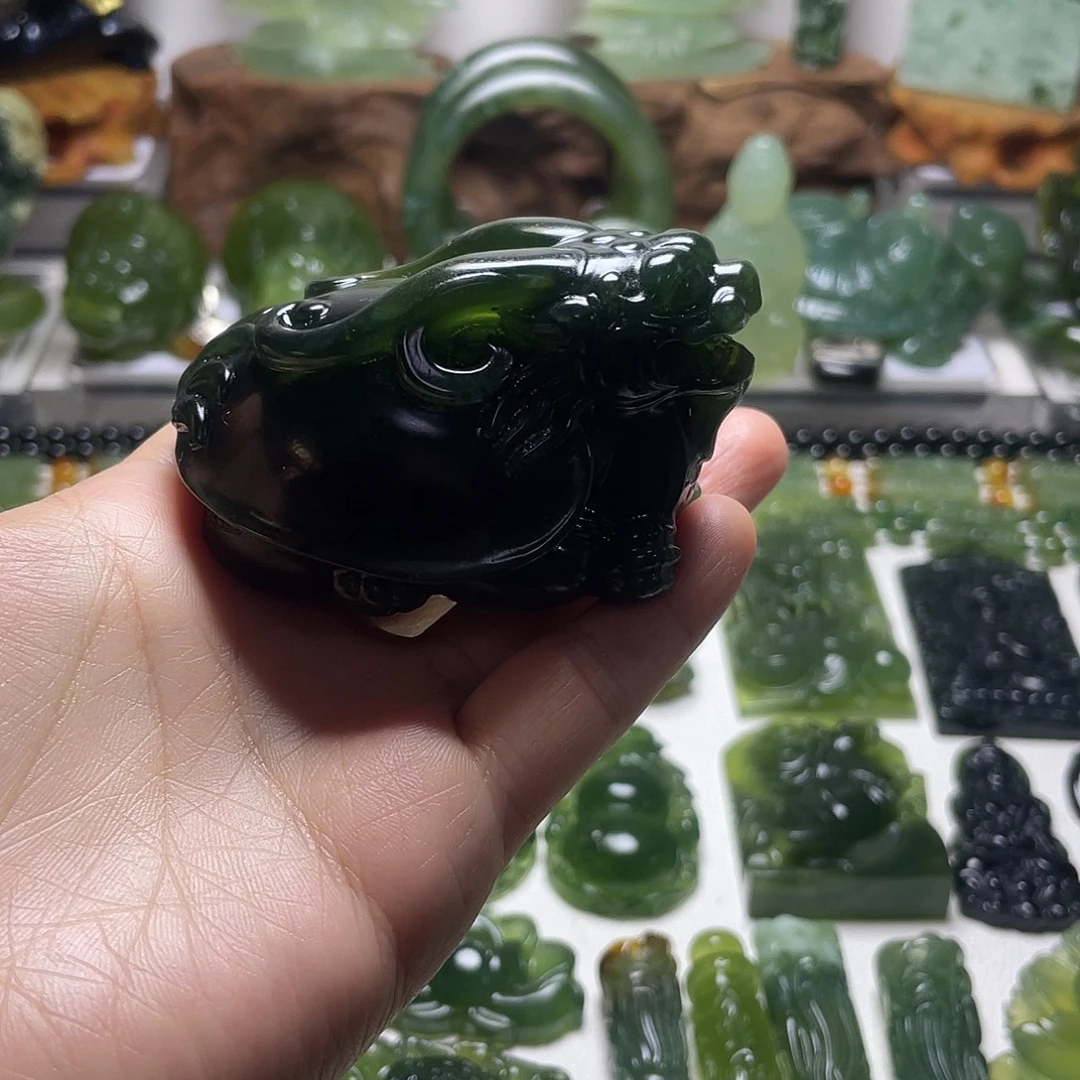 风***哥未镶嵌蛇纹石玉手把