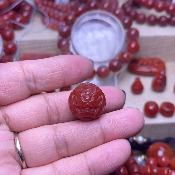 南红玛瑙未镶嵌颈饰