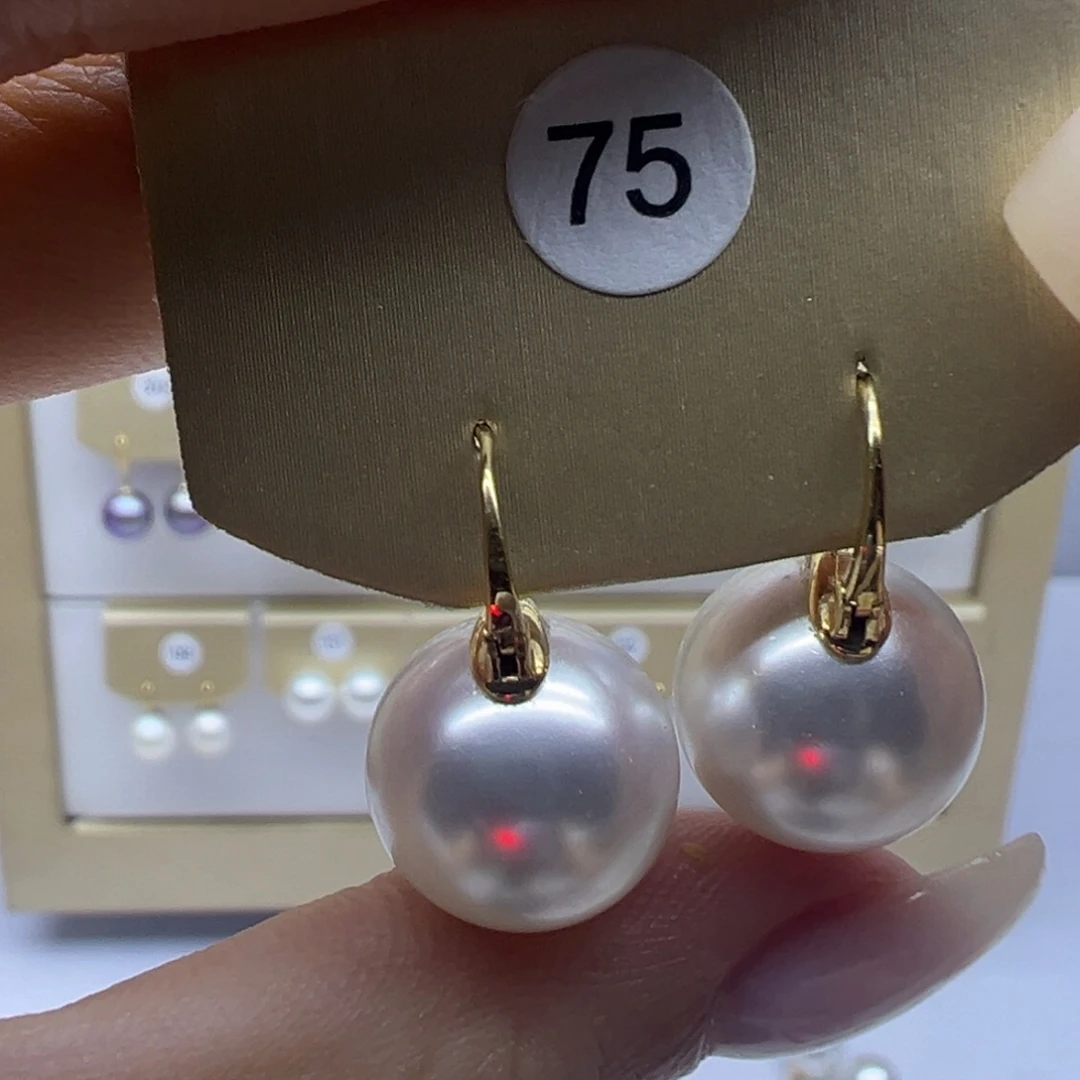耳饰18K金镶嵌淡水珍珠