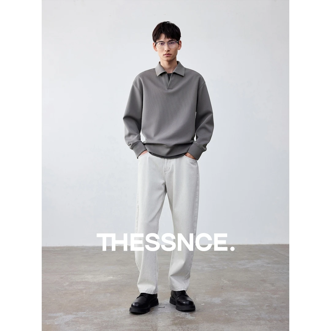 THESSNCE醋酸混纺空气层微落肩廓形V领半开襟翻领纯色卫衣男男士
