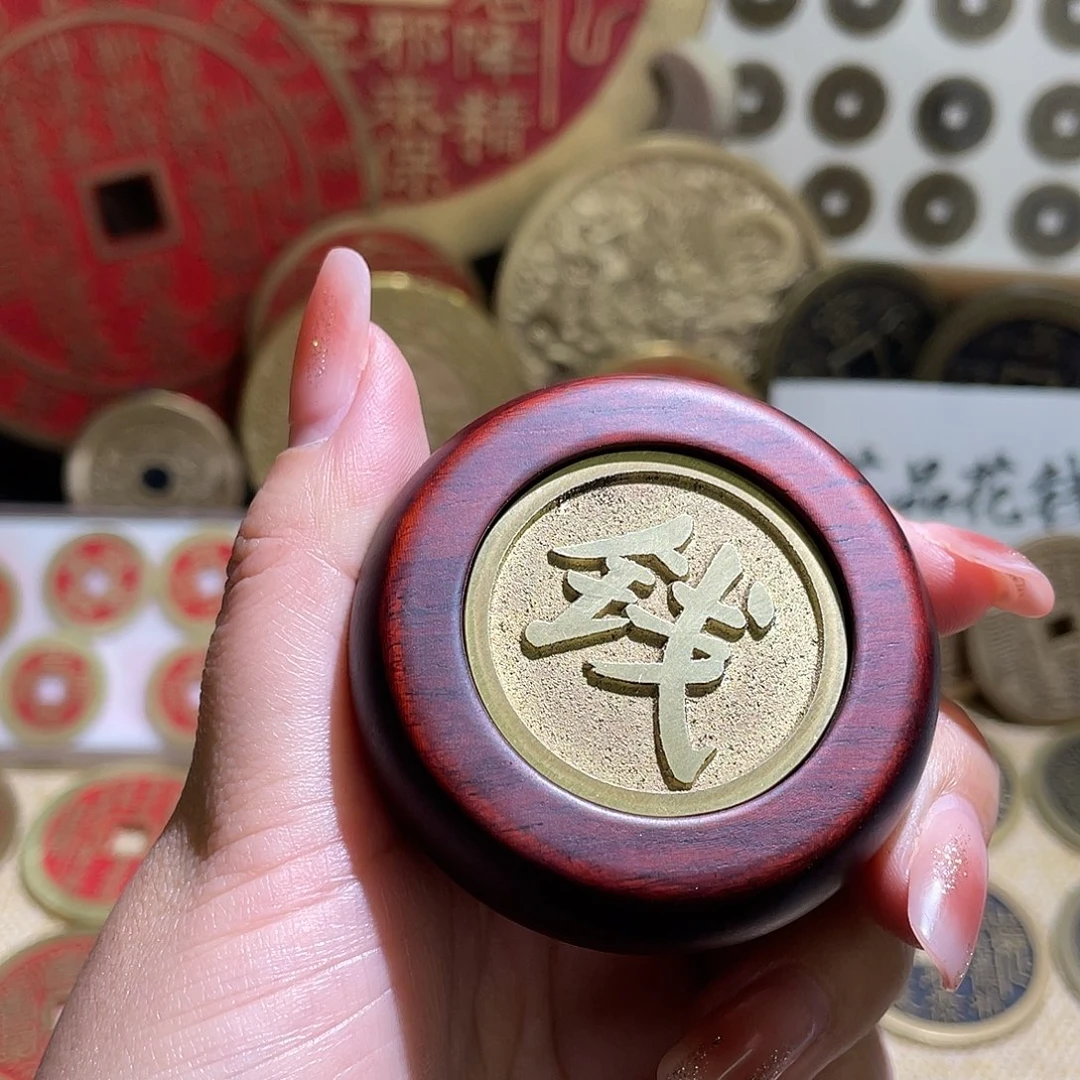 铜铜现代仿制工艺品花钱
