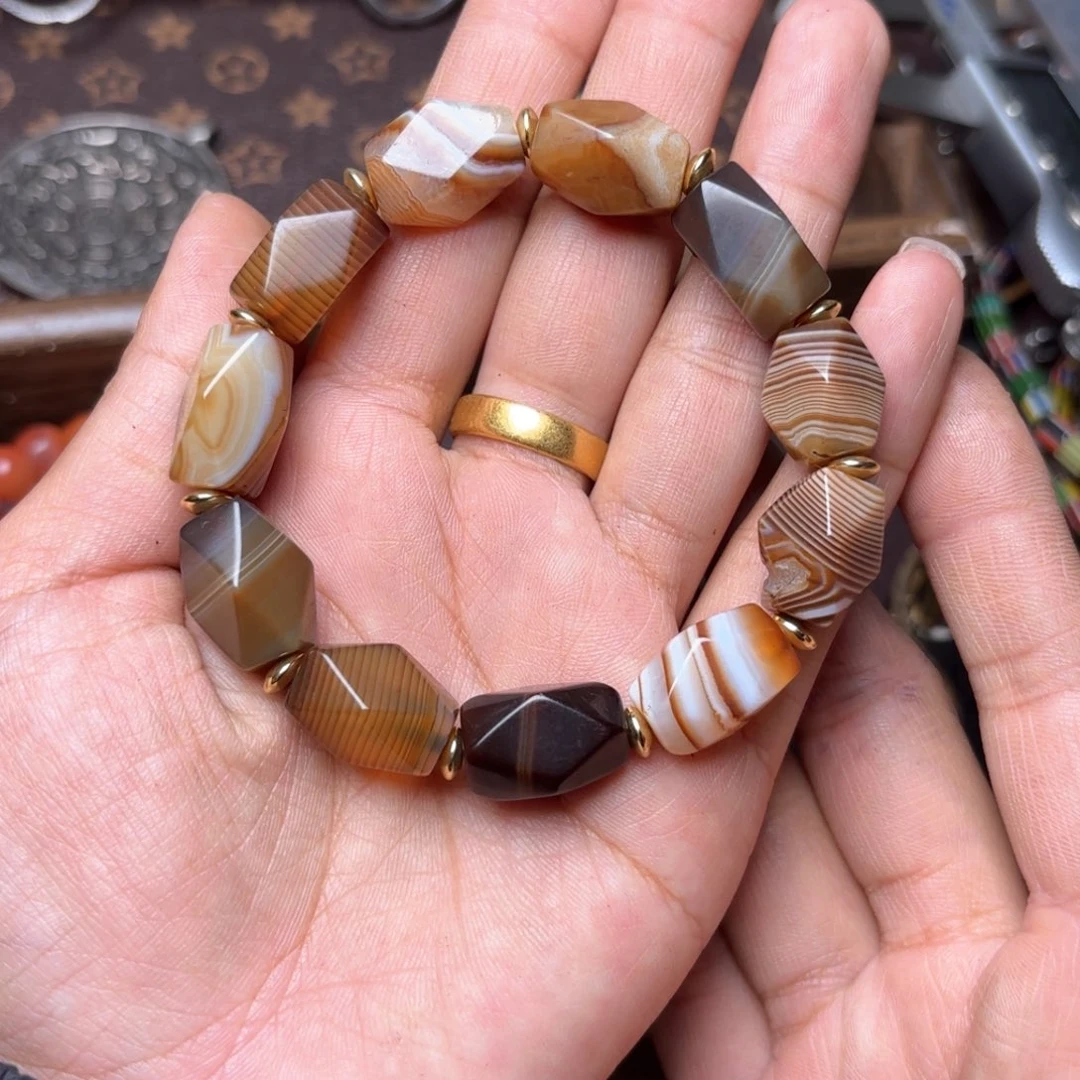 铜星月菩提吊坠项链