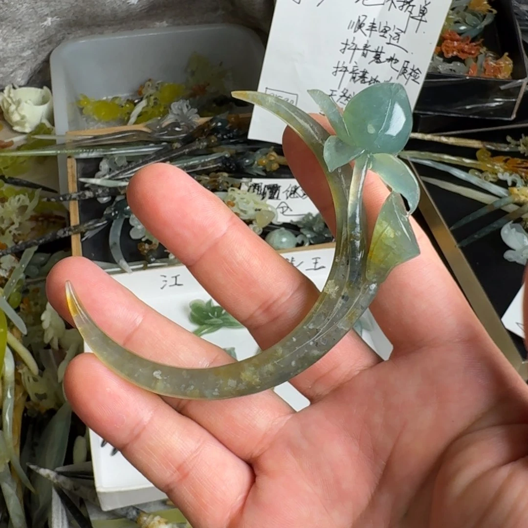蛇纹石玉未镶嵌发饰